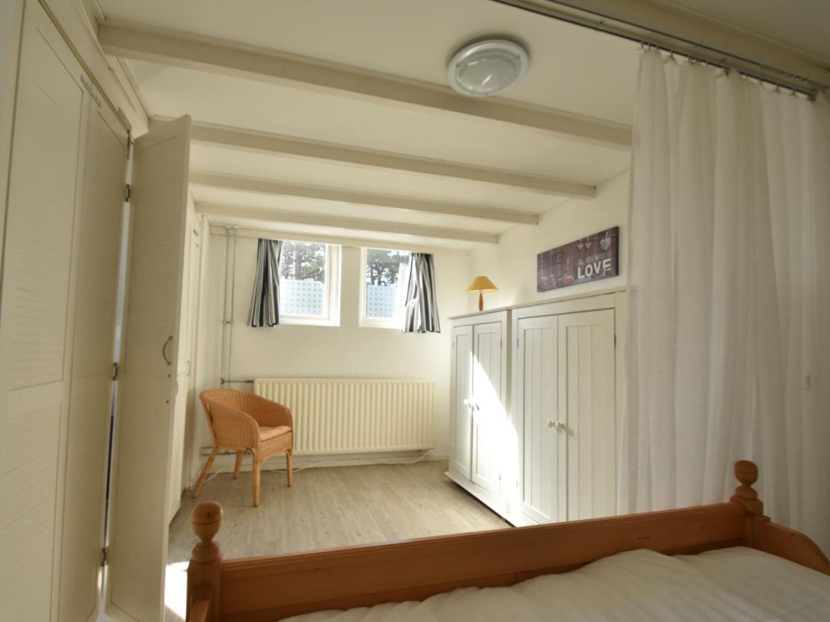 Quaint Holiday Home In Bergen Aan Zee Near Sea Екстер'єр фото